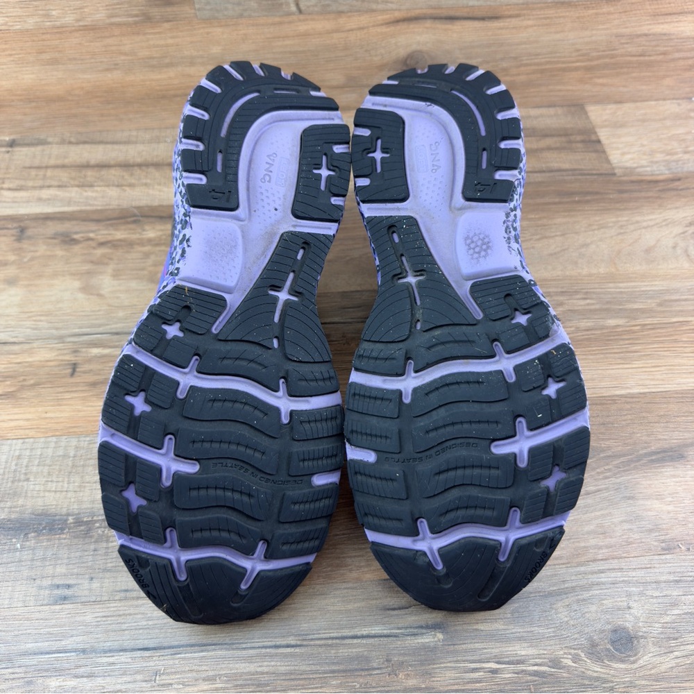 Brooks Purple/Black Leopard print size 11.5 - Picture 9 of 9